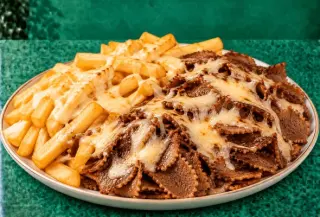 Doner Meat and Cheese with Chips