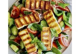 Halloumi salad (VG)